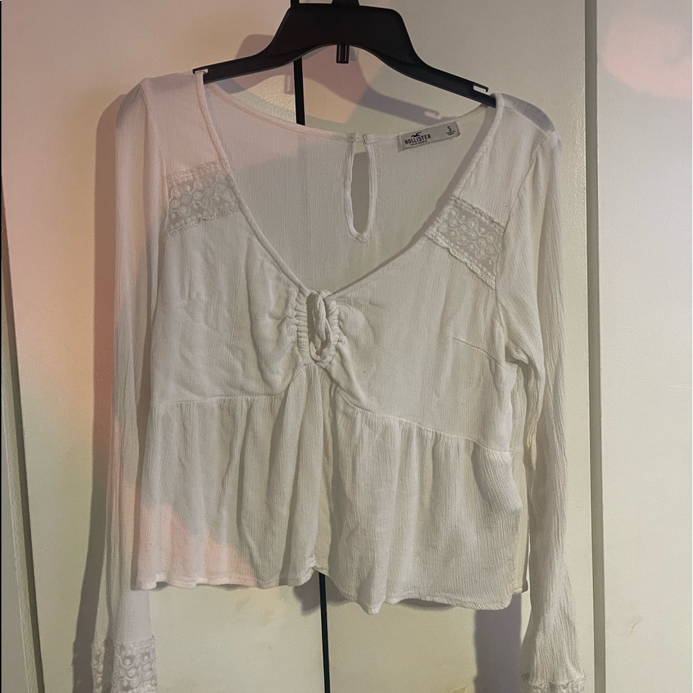 white floral blouse from hollister